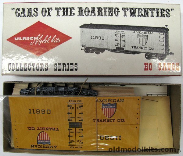 Ulrich HO Wood Refrigerator (Reefer) Car - American Refrigerator Transit Co. with Trucks, 1 plastic model kit